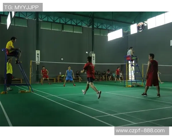 黄丽独家分享羽毛球技巧与训练心得助你提升竞技水平 黄丽独家分享羽毛球技巧与训练心得助你提升竞技水平