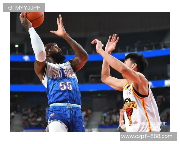 新疆对阵深圳的精彩篮球直播全程回顾与分析