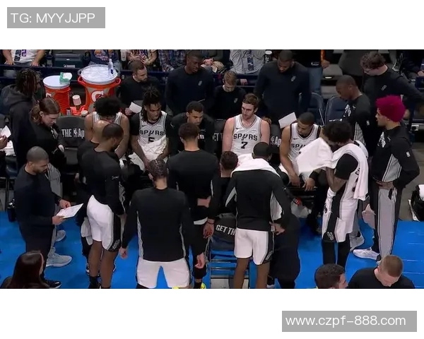 NBA马刺与雷霆第六场激战回顾球员表现与战术分析